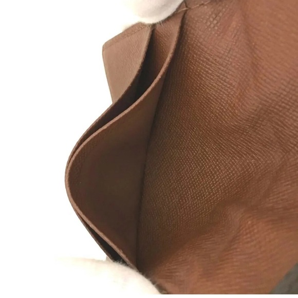 Louis Vuitton Monogram Ludlow Wallet Coin Case - Picture 8 of 11